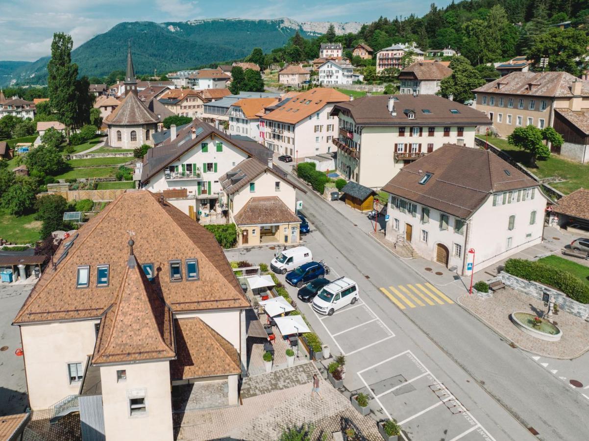 Hotel-Restaurant La Croix D'Or Ballaigues Екстер'єр фото